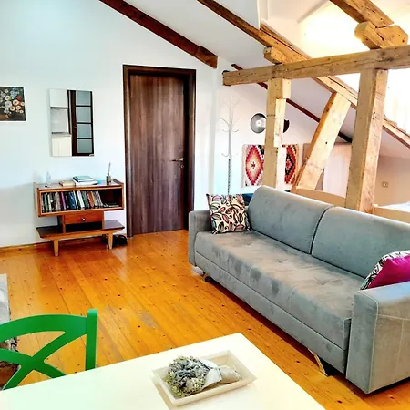 Loft Lägenhet